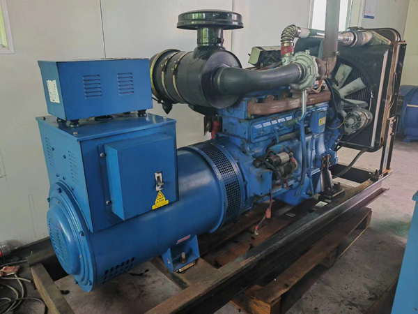 荔波100kW柴油发电机组使用多级机油有哪些优缺点？